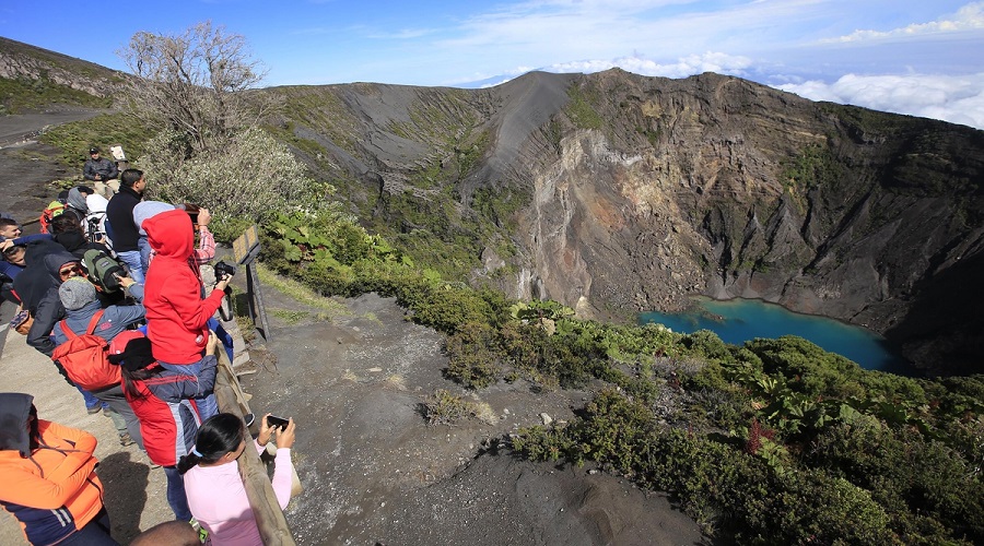 SJO-VOLCÁN IRAZÚ-OPERANDOVIAJESYTURISMO