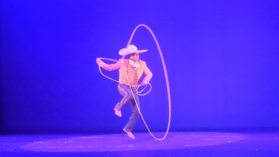 MÉXICO-BALLET FOLKLÓRICO-OPERANDOVIAJESYTURISMO