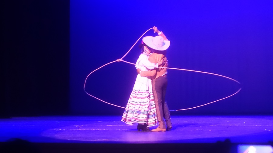 MÉXICO-BALLET FOLKLÓRICO-OPERANDOVIAJESYTURISMO