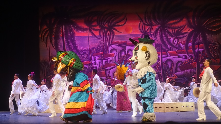 MÉXICO-BALLET FOLKLÓRICO-OPERANDOVIAJESYTURISMO