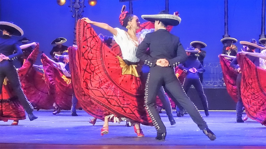 MÉXICO-BALLET FOLKLÓRICO-OPERANDOVIAJESYTURISMO