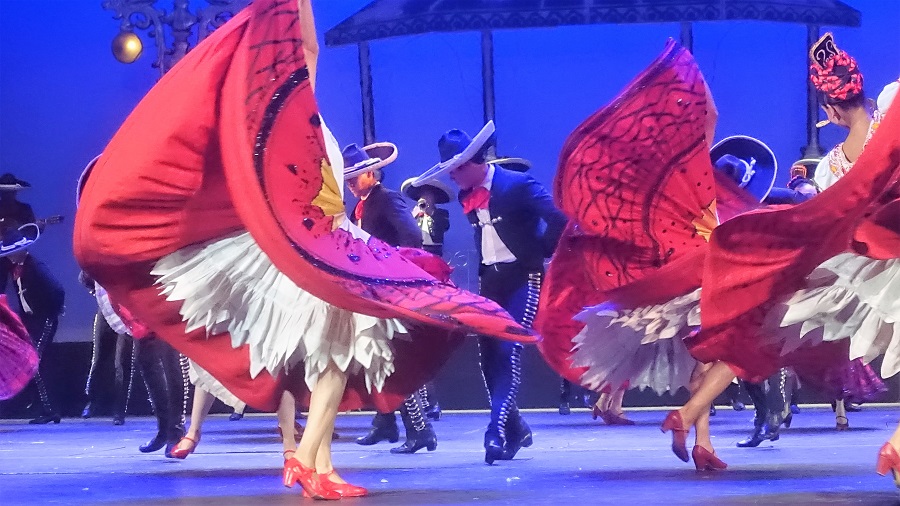 MÉXICO-BALLET FOLKLÓRICO-OPERANDOVIAJESYTURISMO